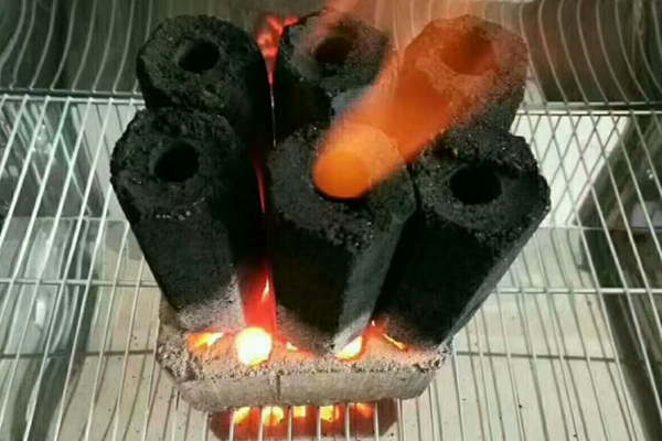 Charcoal_Briquette_Burning